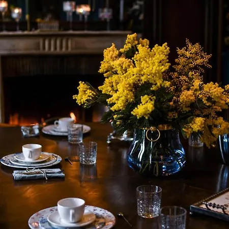 La Pas Parisienne Bed & Breakfast