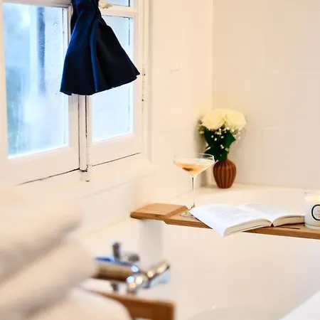 Bed & Breakfast La Pas Parisienne Calleville